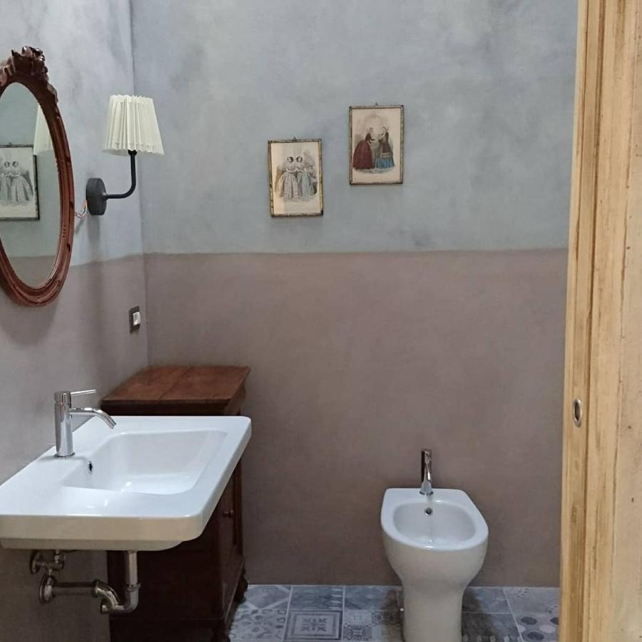 Due Principi E Una Fata Sestola Buitenkant foto