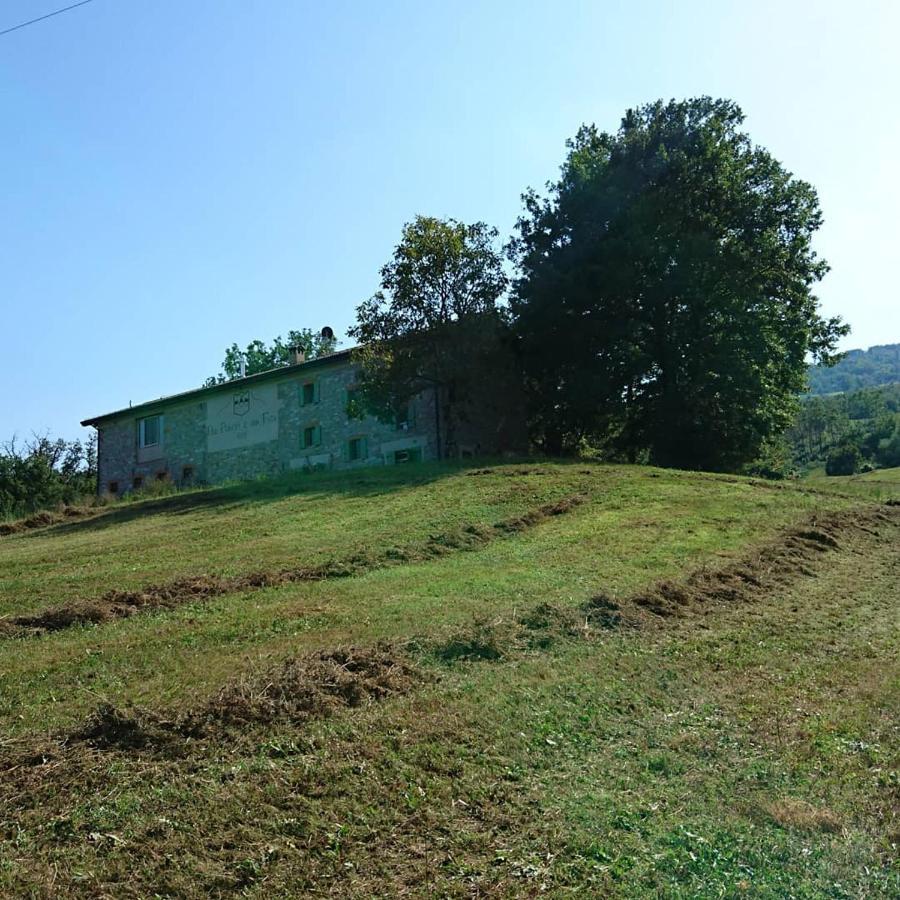 Due Principi E Una Fata Sestola Buitenkant foto