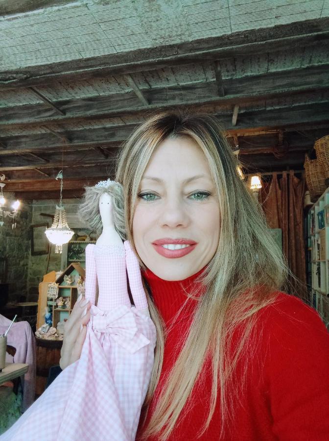 Due Principi E Una Fata Sestola Buitenkant foto